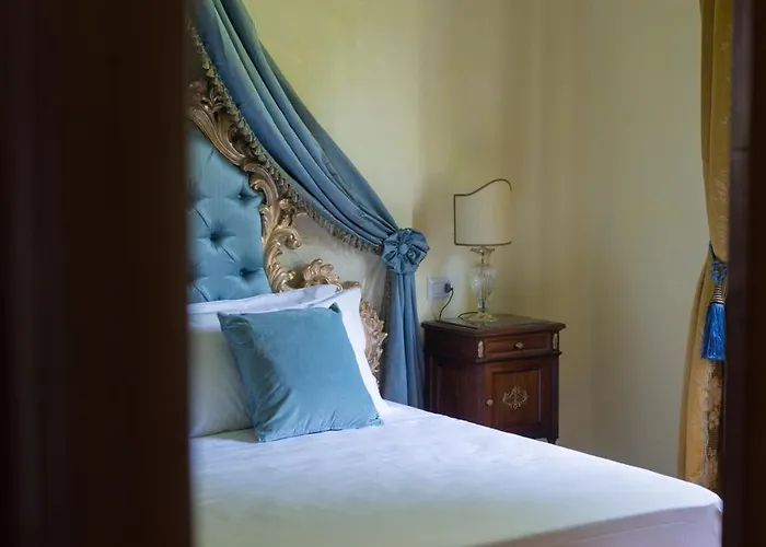 Guest house La Regia 4*
